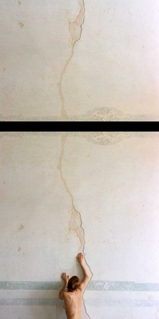 Crepa, da “Pelle a pelle seguendo le tracce del tempo”, 2006 (The black line series)