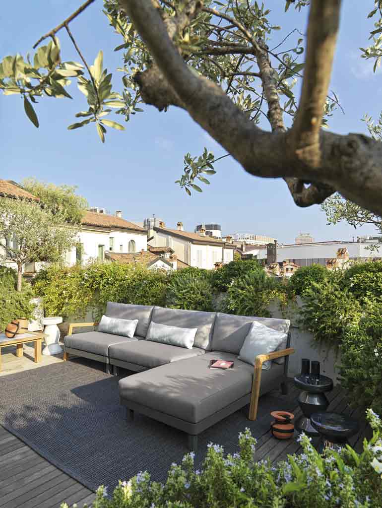 Gervasoni_WIN_outdoor_sofa_design-Paola-Navone-