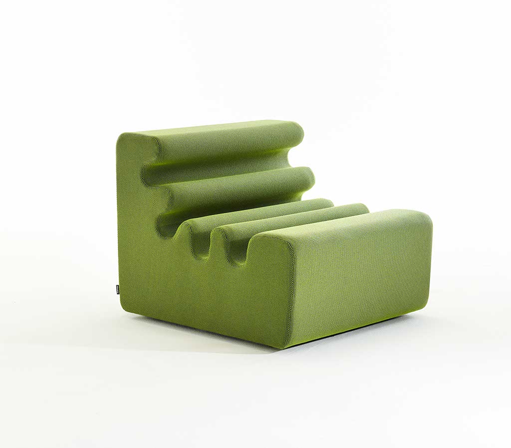 KARELIA, design Liisi Beckmann, 1966- 2022 - Zanotta: Re-connecting | Collezione 2022