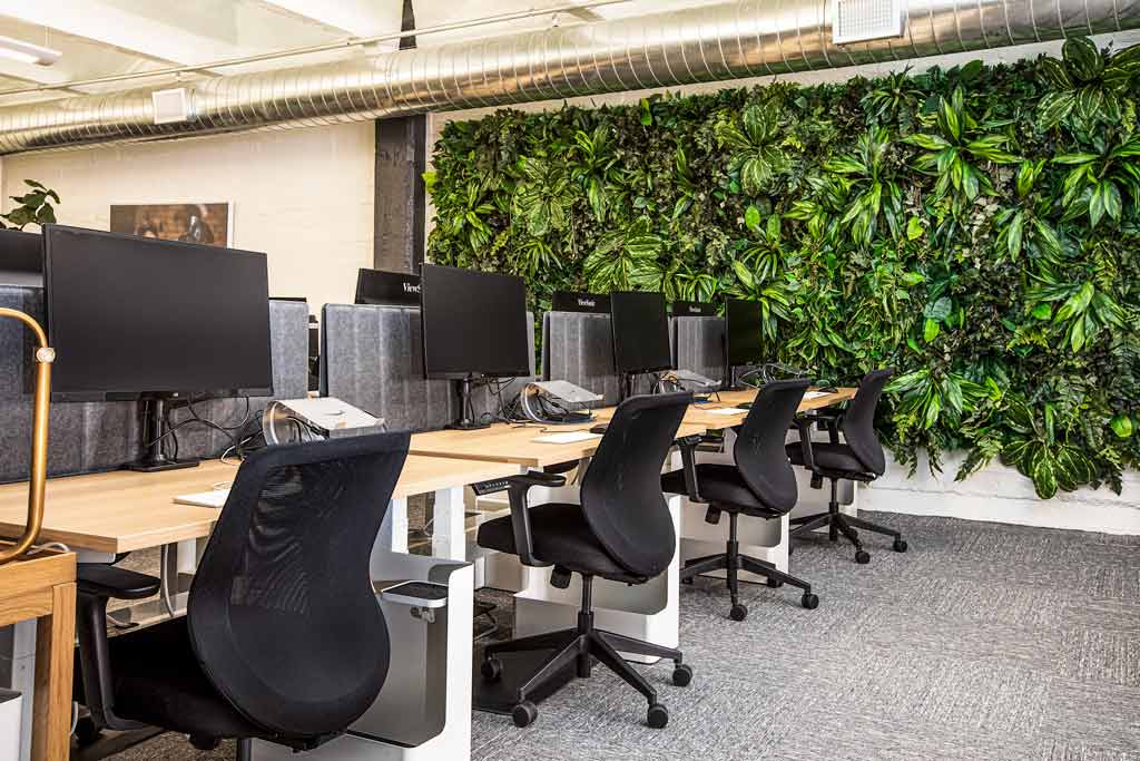 Uneebo Office Design ph. by Unsplash