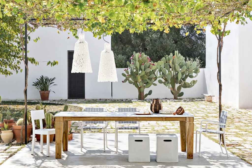 Gervasoni JEKO 33 Outdoor table design Paola Navone 01