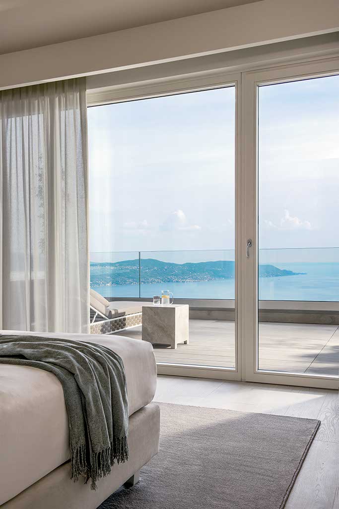 Lefay Resort SPA Lago di Garda dettaglio di una camera con vista lago